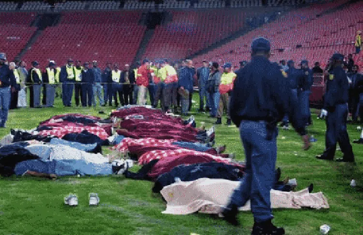 7 Tragedi Kerusuhan Sepakbola di Dunia, Stadion Peru-Kanjuruhan
