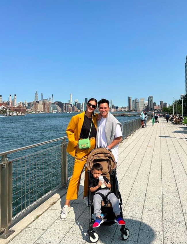 Baim dan Paula sebelumnya tengah berada di Amerika Serikat. Liburan bertiga aja ” begitu keterangan Baim Wong di unggahan di Instagramnya. Foto: dok. Instagram/Baim Wong, Paula Verhoevem