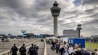 Penerbangan Eropa Terancam 'Kiamat', Bandara Schiphol Banting Tarif Jasa