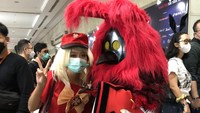 Lain halnya dengan Raka yang baru terjun sebagai cosplayer karena mengikuti istrinya. Foto: Asep/detikcom