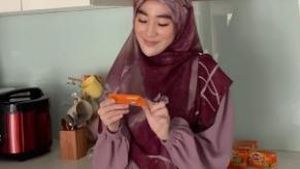 Cantiknya Desain Minimalis dan Elegan di Dapur Larissa Chou
