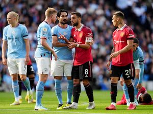 Final Piala FA: Fernandes Cuma Pikirkan Trofi, Bukan Jegal Man City