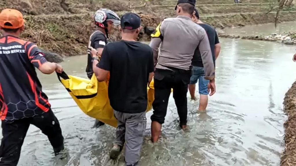 Korban Lain Insiden Terpeleset di Jembatan Sukabumi Ditemukan Tewas