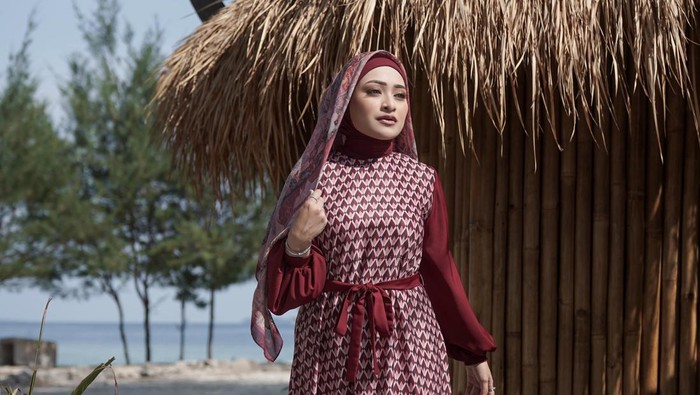 Kedekatan NathalieHolscher dan Frans Faisal belakangan ini banyak mencuri perhatian. Keduanya kini kerap memperlihatkan kebersamaan.