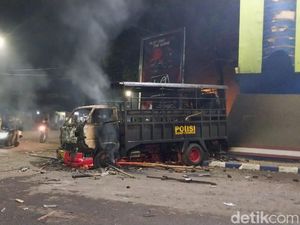 Kesaksian Polisi Bawa Korban Kanjuruhan yang Lolos dari Amukan Suporter
