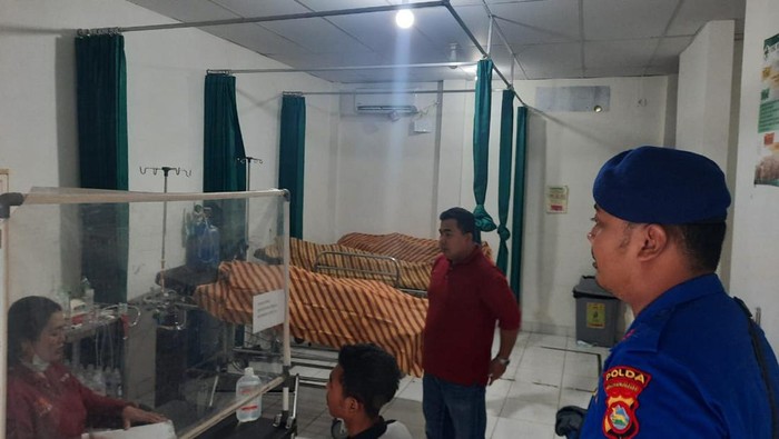 Tiga mahasiswa korban meninggal dunia akibat tenggelam di Pantai Klui Lombok Utara, Minggu sore (2/10/2022).