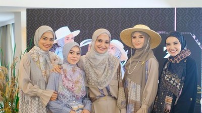 Foto: 7 Penampilan Lesty Kejora Jadi Model Fashion Show Sebelum Kasus KDRT