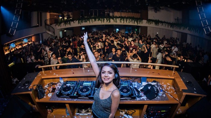LXXY Legian Bali.