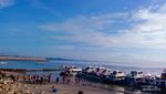 Indahnya Pagi di Pantai Matahari Terbit
