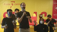 Managing Director Flash Coffee Indonesia Maxime Chaury mengatakan ajang ini diselenggarakan untuk barista muda profesional yang belum pernah ikut kejuaran seni latte sebelumnya, Flash LAC bisa jadi ajang batu lompatan untuk menguji kemampuan dan kepercayaan diri.  
