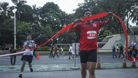 Labuan Bajo yang dikenal dengan alamnya yang menawan bakal menjadi arena Marathon dengan berbagai kategori mulai dari Full Marathon (42K), Half Marathon (21K), 10K, 5K serta limba kelompok Ekiden (estafet 5K) dan Kids Dash 100M. 