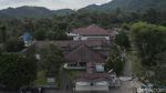Rumah Sakit Ini Berdiri di Tengah Bukit Vandering, Kalbar