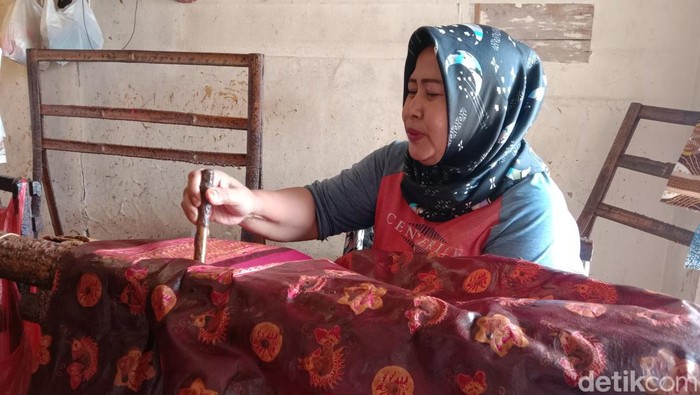 Siti Ruminah Budiono, pionir Batik Indramayu