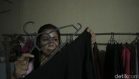 Usaha dengan modal yang cukup besar ini diakui penjual membuatnya harus mencari sumber dana yang tidak sedikit, untuk mengembangkan usahanya nantinya ia akan mengajukan pinjaman ke Bank BRI. Diketahui Bank BRI telah hadir di wilayah-wilayah perbatasan Indonesia. 