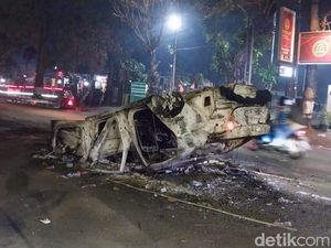 Polisi Ultimatum Perusuh di Luar Stadion Kanjuruhan Menyerahkan Diri