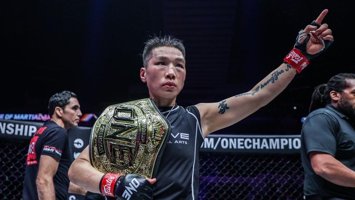 Xiong Jing Nan kalahkan Angela Lee di ONE Fight Night 2