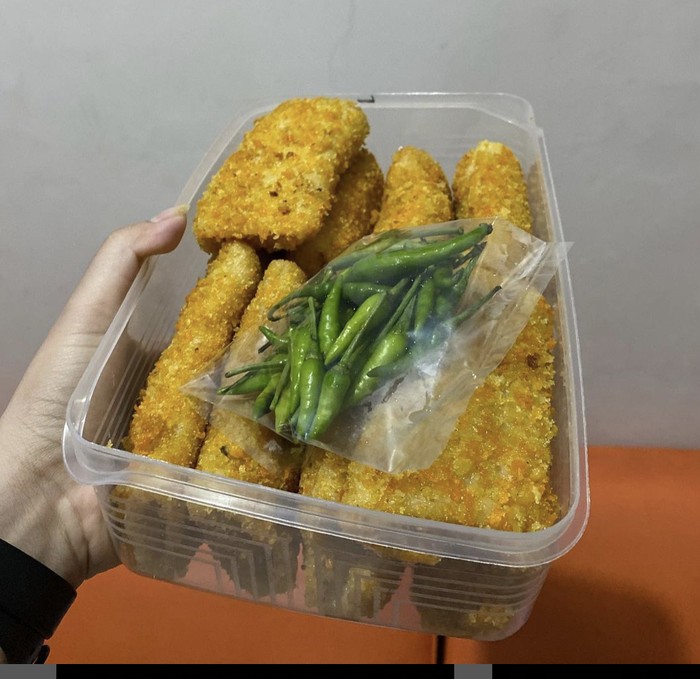 20 Risol Mayo Rp 4.000 yang Renyah Lumer Ada di Sini! 20 Risol Mayo Rp 4.000 yang Renyah Lumer Ada di Sini!
