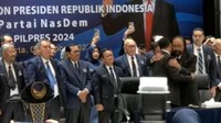 Momen Anies Peluk Erat Surya Paloh Usai Terima Mandat Jadi Capres NasDem
