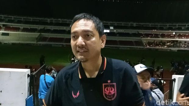 CEO PSIS Semarang, Yoyok Sukawi, Minggu (2/10/2022).