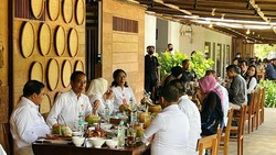 Cerita Pemilik Restoran di Saumlaki Dipercaya Goyang Lidah Jokowi