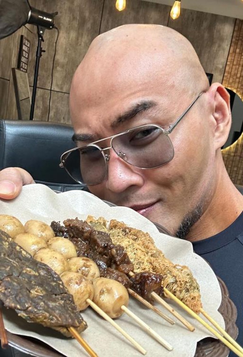 Deddy Corbuzier Mukbang