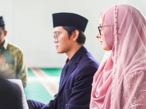 Foto pernikahan pasangan beda negara viral, Hanif dan Nika.