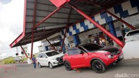 detikcom bersama BRI mengadakan program Tapal Batas yang mengulas perkembangan ekonomi, infrastruktur, hingga wisata di beberapa wilayah terdepan Indonesia. Untuk mengetahui informasi dari program ini ikuti terus berita tentang Tapal Batas di tapalbatas.detik.com