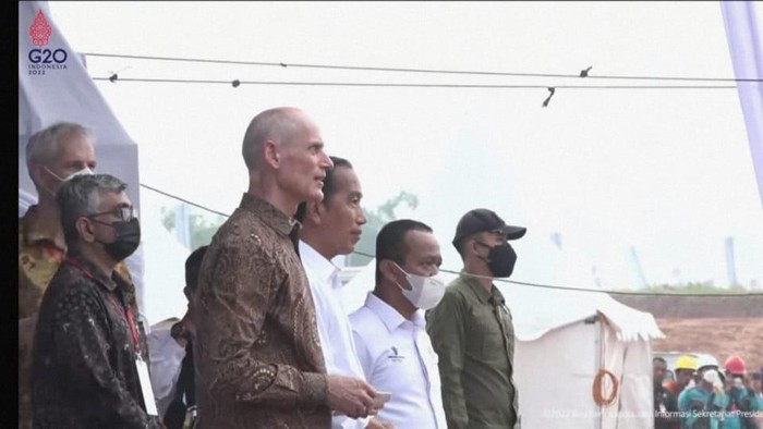 Jokowi Resmikan Pembangunan Pabrik Pipa Terbesar Asia Tenggara