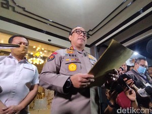 Dua Anggota Polri yang Meninggal dalam Tragedi Kanjuruhan Naik Pangkat