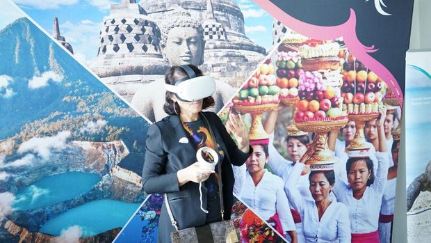 KJRI San Francisco AS membuat orang bisa berwisata secara virtual ke berbagai destinasi menarik di Indonesia menggunakan teknologi Virtual Reality (VR) Meta Quest.
