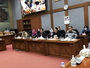 Komisi X DPR Panggil Kemenpora hingga PSSI Buntut Tragedi Kanjuruhan