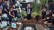 Keluarga Bersyukur Jenazah Yafet Korban KKB Dipulangkan-Dikebumikan di Manado
