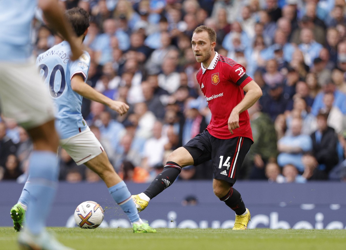 Christian Eriksen meyakini, MU memulai pertandingan dengan keliru dalam kekalahan di markas Man City 3-6. (Foto: Manchester United via Getty Imag/Jared Martinez)
