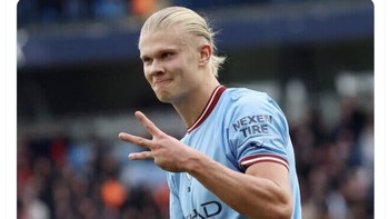 Masih ada 30 laga lagi di Liga Inggris, tapi Haaland hampir melampaui top skor musim silam. Foto: Twitter