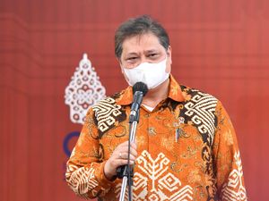 Nah Lho! Airlangga Ungkap Jumlah Pasien IMF Bertambah Jadi 30 Negara