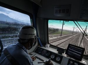 Kereta Cepat JKT-BDG Butuh Translator Mandarin, Ini Syarat Daftarnya!