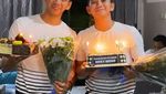 Pose Ngopi Seru Rizki 2R Bareng Kembarannya dan Wika Salim