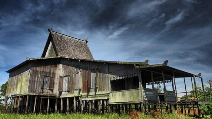 Rumah adat Kalimantan Selatan, Bubungan Tinggi.