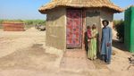 Mengintip Rumah Bambu, Selter Darurat Banjir Raksasa di Pakistan