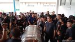 Potret Penyambutan-Pemakaman Jenazah Korban KKB Papua Barat di Sulut