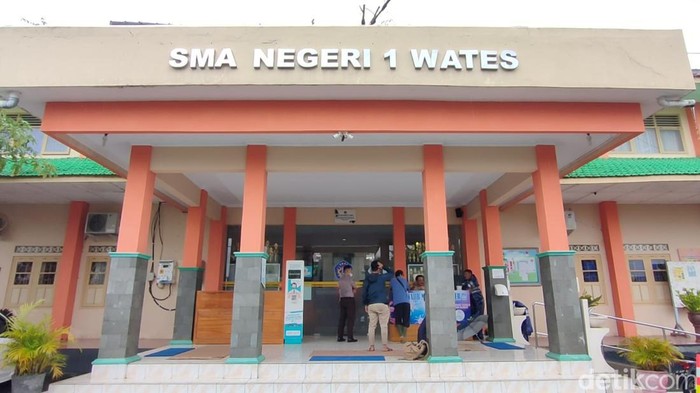 SMA Negeri (SMAN) 1 Wates, Kabupaten Kulon Progo, Daerah Istimewa Yogyakarta (DIY), Senin (3/10/2022).