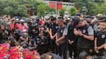Air Mata Pemain Arema Bercucuran di Stadion Kanjuruhan