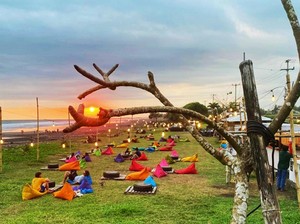 Kenalin Angkringan Sumbul Sunset View di Jembrana, Anak Senja Merapat!