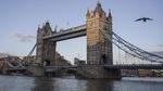 Nyantai di Tower Bridge, Wisata Paling Ikonik di London