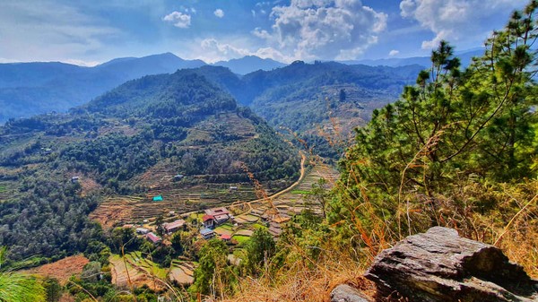 Menurut perwakilan dari Bhutan Canada Foundation, pejalan kaki yang ambisius dapat menempuh seluruh jalur dalam waktu sekitar satu bulan. Namun sebagian besar wisatawan kemungkinan akan menikmati segmen jalur yang lebih pendek dalam perjalanan tiga, empat, atau tujuh hari. Ayo, kamu kuatnya berapa hari? Menurut perwakilan dari Bhutan Canada Foundation, pejalan kaki yang ambisius dapat menempuh seluruh jalur dalam waktu sekitar satu bulan. Namun sebagian besar wisatawan kemungkinan akan menikmati segmen jalur yang lebih pendek dalam perjalanan tiga, empat, atau tujuh hari. Ayo, kamu kuatnya berapa hari?