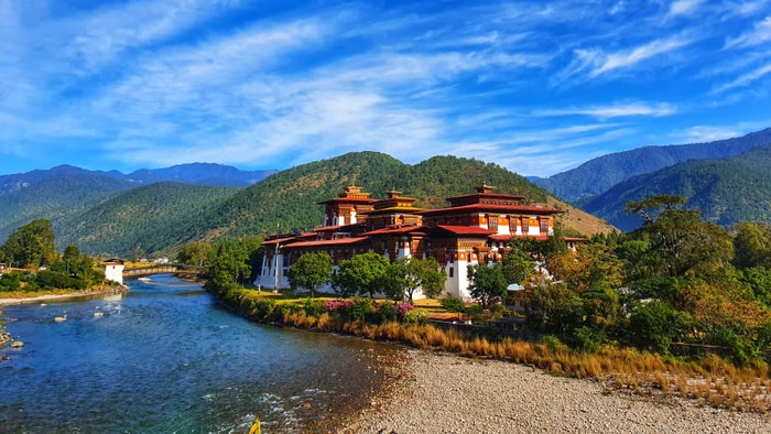 Pemandangan di Trans Bhutan Trail