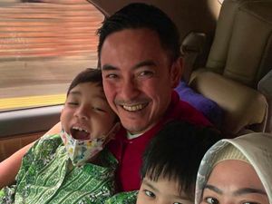 Zumi Zola Bebas dari Penjara, Habiskan Waktu Bareng Anak dan Eks Istri