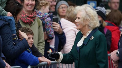 Dibenci Pangeran Harry, Camilla Disambut Hangat Warga Skotlandia