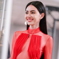 Davika memanfaatkan popularitasnya untuk tujuan baik, membantu menggalang dana beberapa organisasi sosial seperti UNICEF dan WildAid. Foto: Getty Images for LOréal Paris/Francois Durand