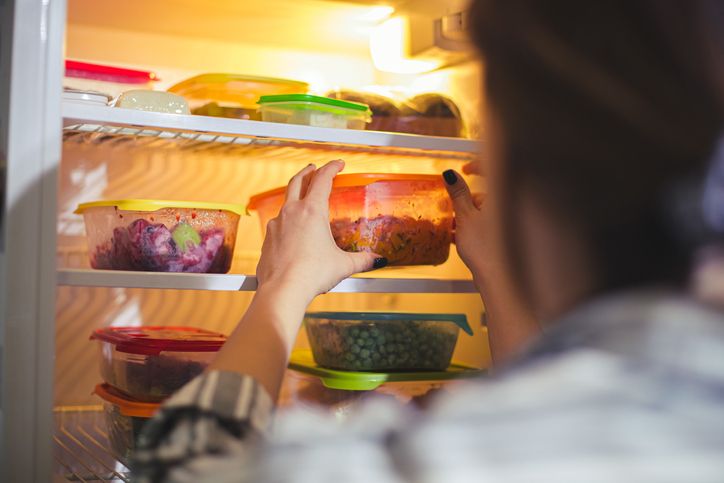 5 Cara Tepat Menaruh Makanan di Setiap Bagian Kulkas